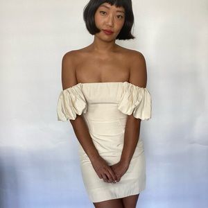 Fame and Partners mini dress w ruffle sleeves